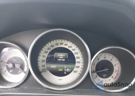 2014 Mercedes-Benz E 350 4Matic из США, поврежденный, VIN WDDHF8JB4EB042978